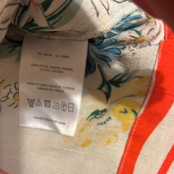 Anthropologie Maeve Red and White Floral Blouse - Picture 4 of 5